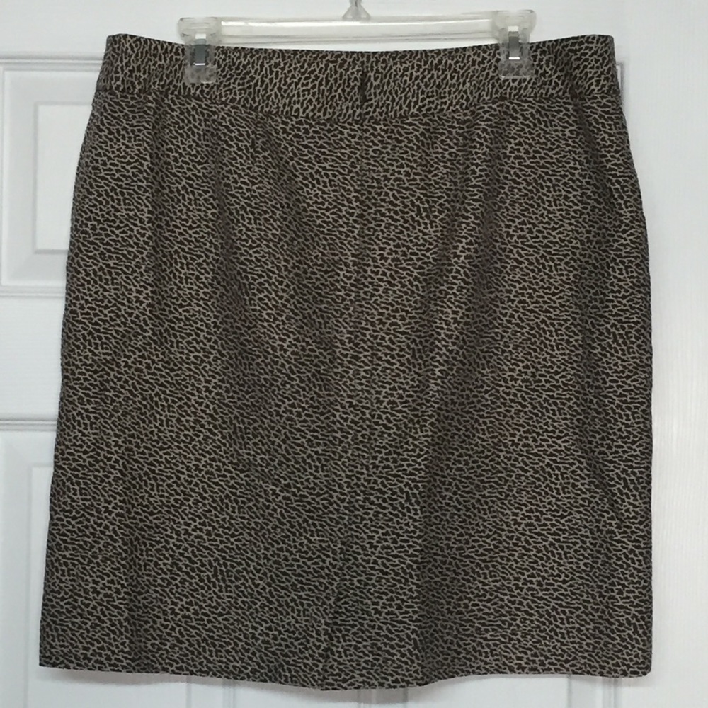 Ann Taylor Loft Animal Print Silk Blend Straight Skirt Sz 14 - Picture 3 of 4